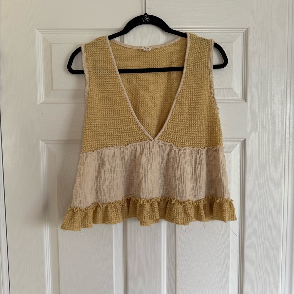 OPEN TO OFFERS!!! POL Two-Tone V-Neck Ruffle Hem Tank - Mustard & Cream